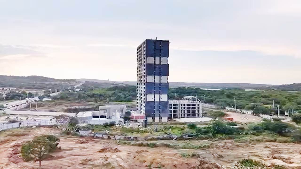 Promesas de lujo en entredicho: compradores de condominio en Puerto Colombia enfrentan posible fraude millonario